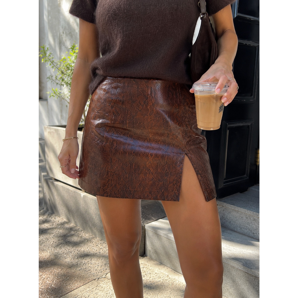House of Harlow 1960 Mini Faux Python Mini Skirt Size Medium NWT